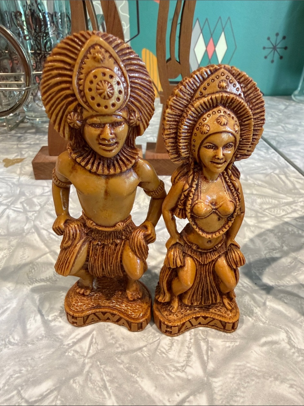 Vintage Coco Joe’s Hapa Wood Hawaiian Woman and man Islander Figure